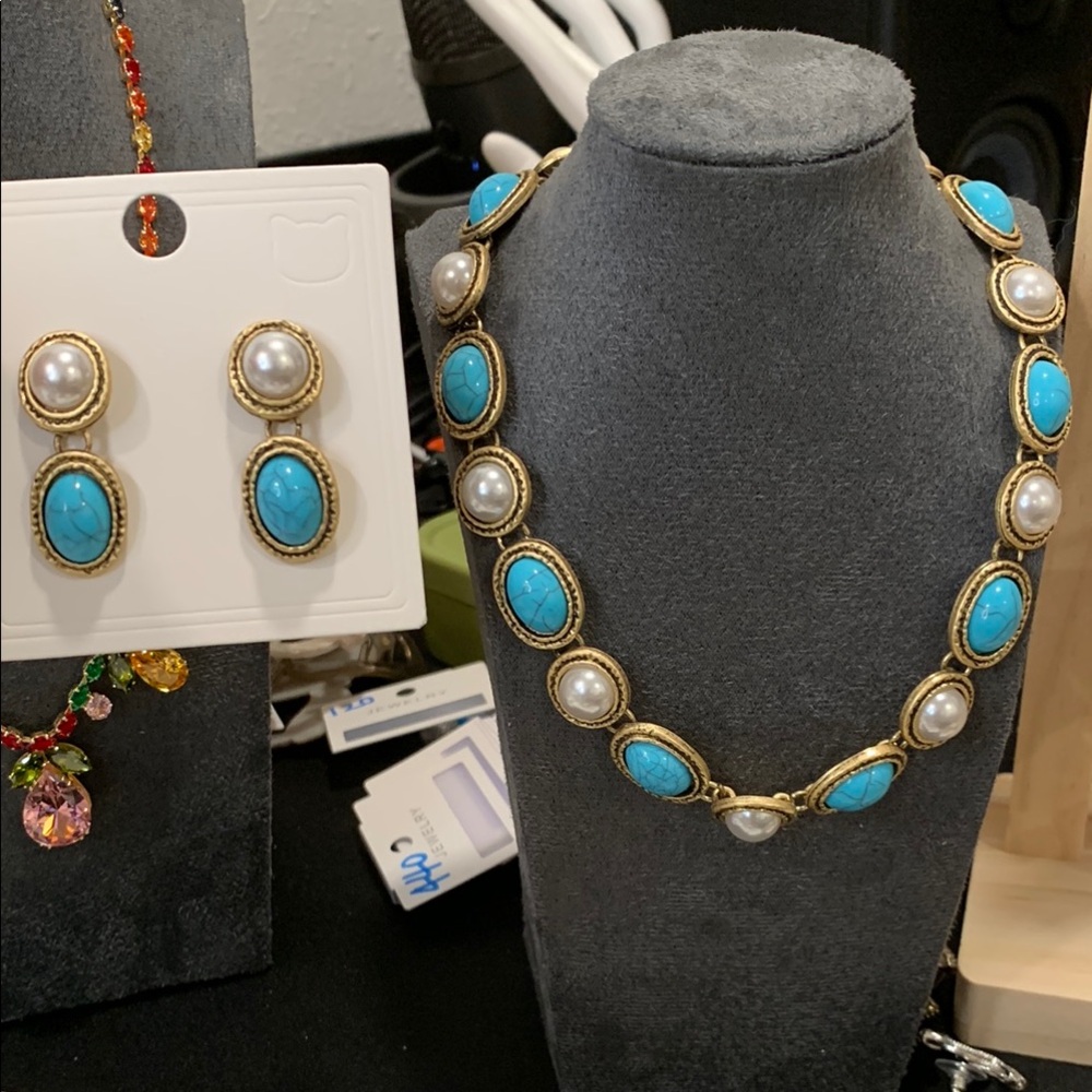 Turquoise and Gold Necklace and Earring Set